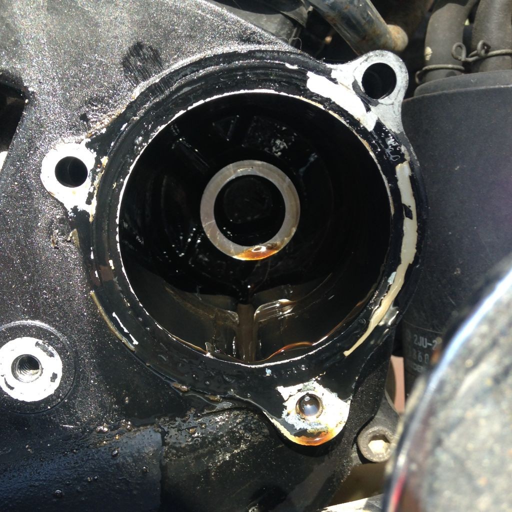 The oil filter housing, empty